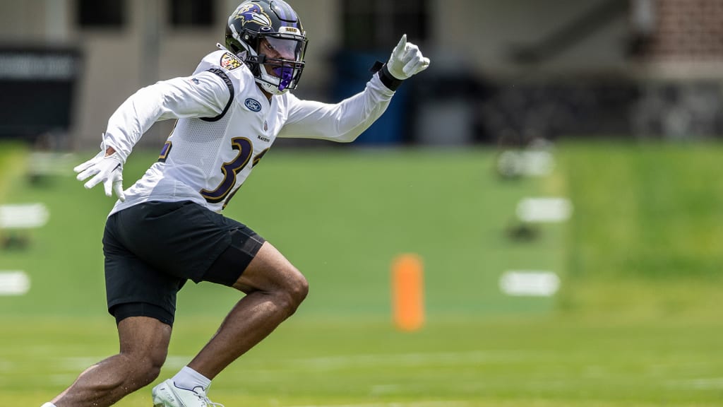 Ravens: PFF ranks Marlon Humphrey, Marcus Peters as top 25 corners