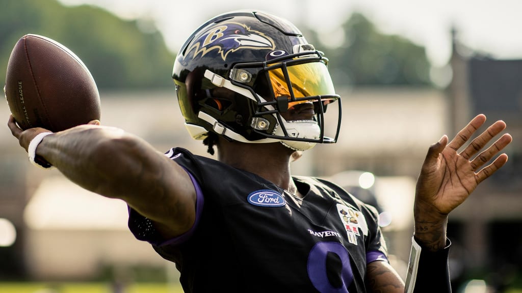 Ravens' Lamar Jackson still unsure on vaccination despite getting