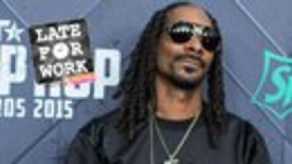 Snoop Dogg Says Steelers Are About To DOMINATE
