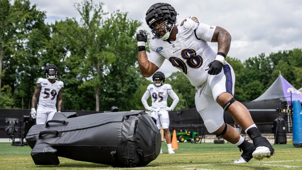 Rookie defensive tackle Travis Jones is turning heads - Baltimore Beatdown