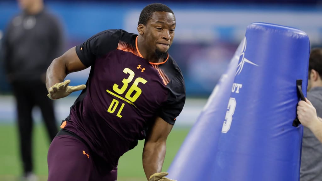 Dolphins add edge rusher and running back in Todd McShay's early