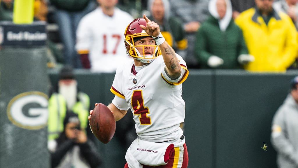 Lambeau Leap goes spectacularly wrong for Taylor Heinicke after