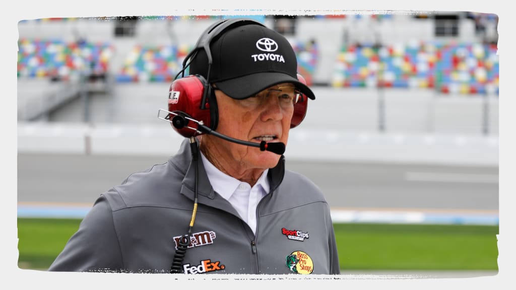 Hall of Famer, former Redskins coach Joe Gibbs has chance to continue  historic NASCAR run at Texas Motor Speedway