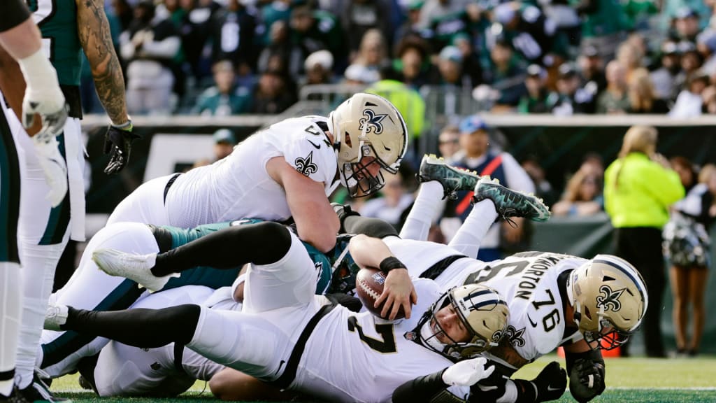 Saints win 20-10 in Philly, deny Eagles top spot in NFC