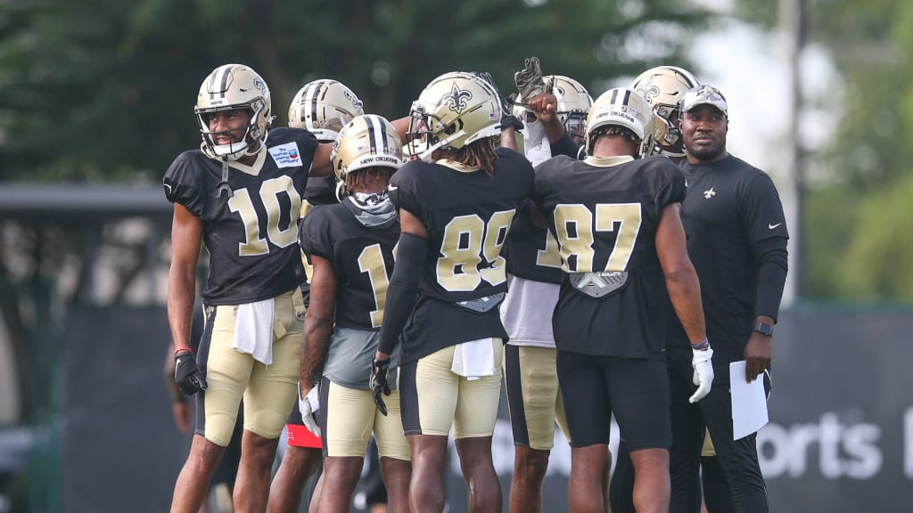 New Orleans Saints defensive tackle Jalen Dalton (77) watches drills during  NFL football training camp in Metairie, Monday, Aug. 2, 2021. (AP  Photo/Derick Hingle Stock Photo - Alamy