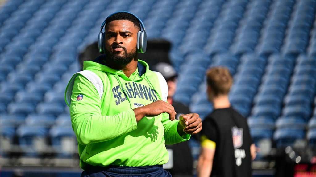 Seahawks' Jamal Adams leaves vs Broncos with knee injury – KGET 17