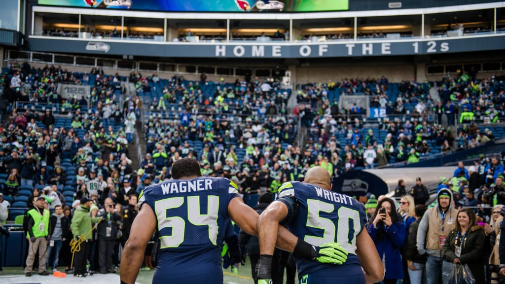 Seahawks Linebacker K.J. Wright Showing Versatility & Playmaking Ability In  Year 10