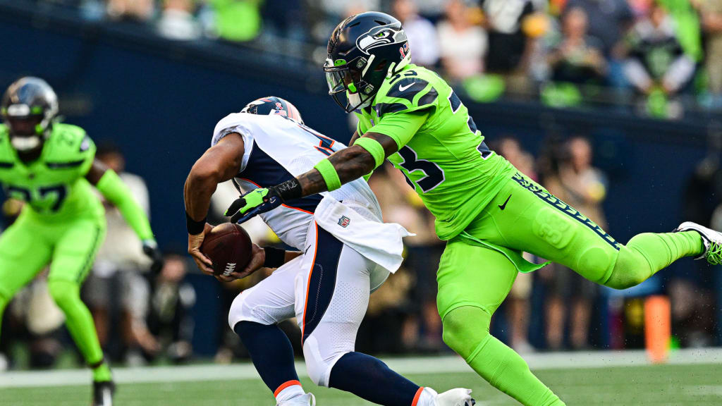 Teez Tabor of the Seattle Seahawks looks on during the second quarter  News Photo - Getty Images