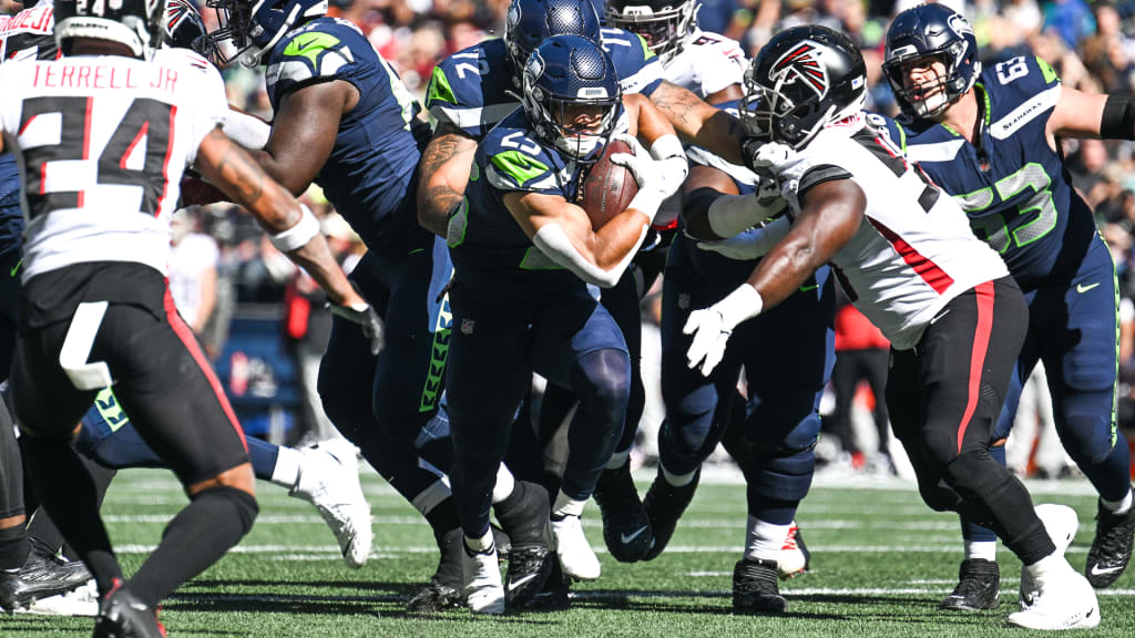 Seahawks put Travis Homer (ribs) on IR