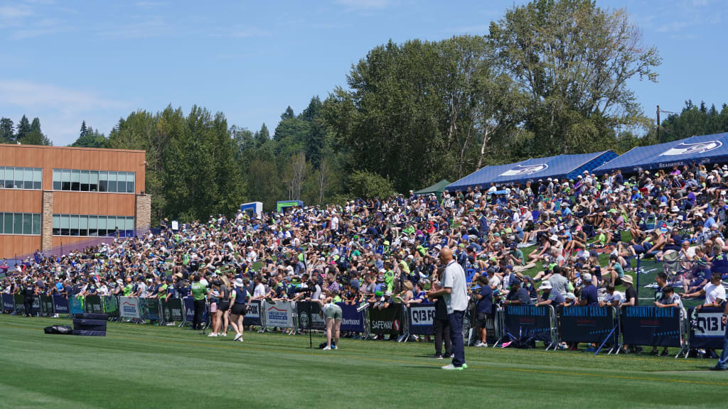 Another year, another chance to be at @seahawks Training Camp