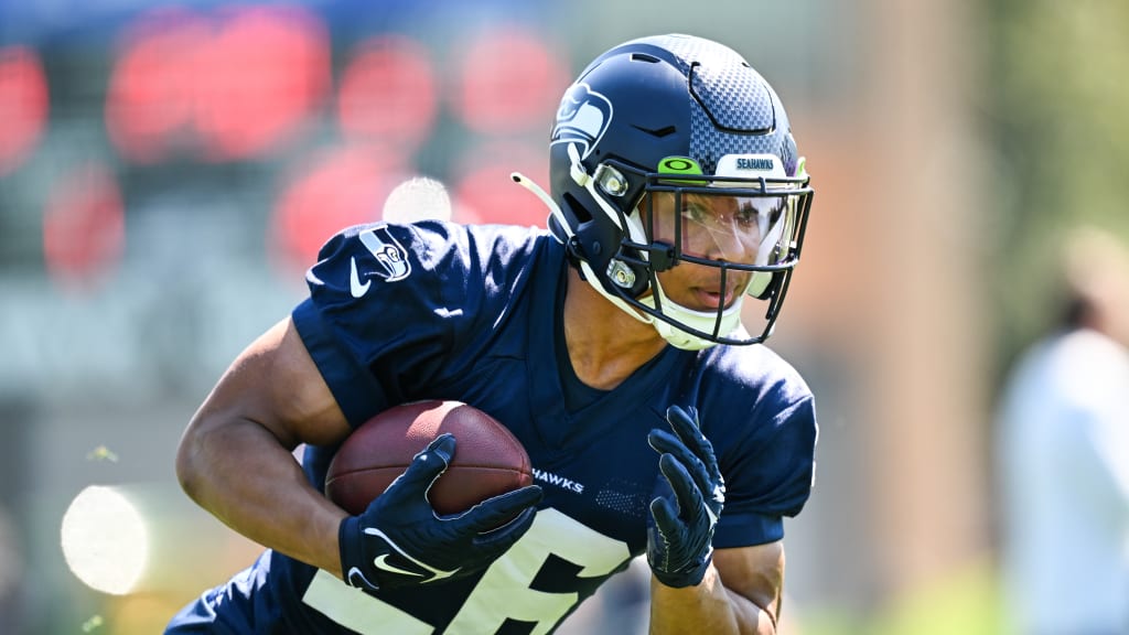 Seahawks tackle Abe Lucas signs his rookie contract