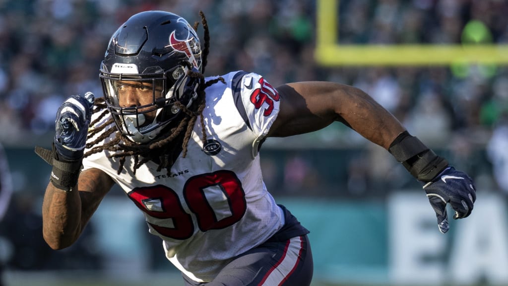 Texans swap jerseys at practice and Jadeveon Clowney looks