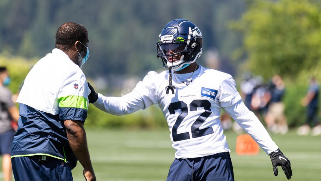 Seattle Seahawks nose tackle Cameron Young (93) walks onto the field during  minicamp Tuesday, June 6, 2023, at the NFL football team's facilities in  Renton, Wash. (AP Photo/Lindsey Wasson Stock Photo - Alamy