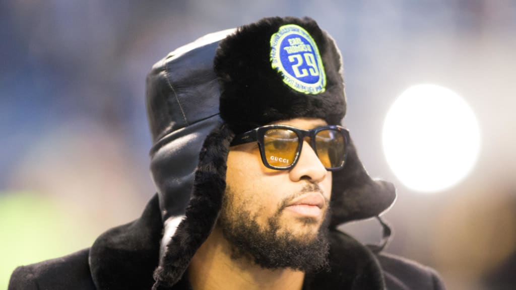 Just in time for Halloween, the Seahawks try to exorcise the 'ghost of Earl  Thomas'