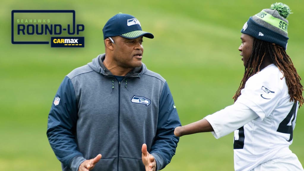 Raiders defensive coordinator Ken Norton Jr. brings high energy