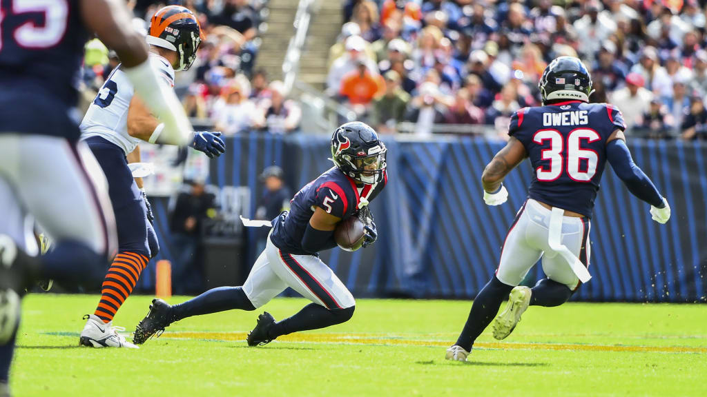 Texans rookie Jalen Pitre intercepts third pass of season, shifted to  'natural' free safety spot