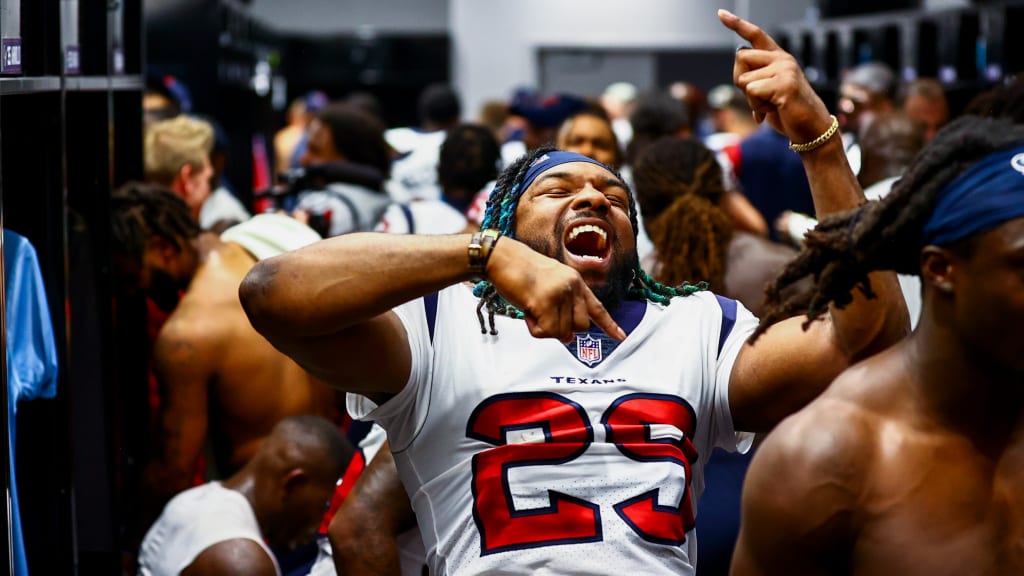 Here's why the Texans say they decided to stay in the locker room