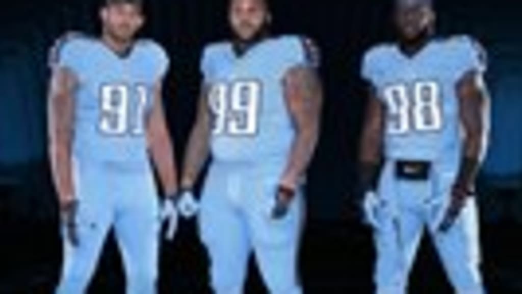 Titans players can't decide if 'Smurf look' Color Rush uniforms