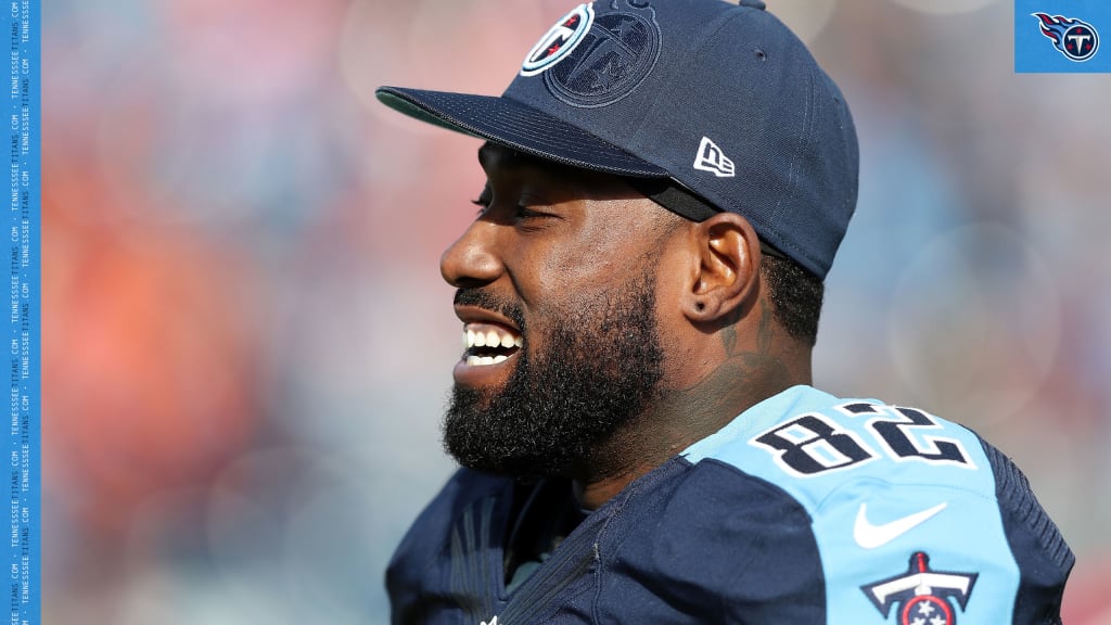 Delanie Walker Thankful for His Time With the Titans as He Officially  Announces His Retirement