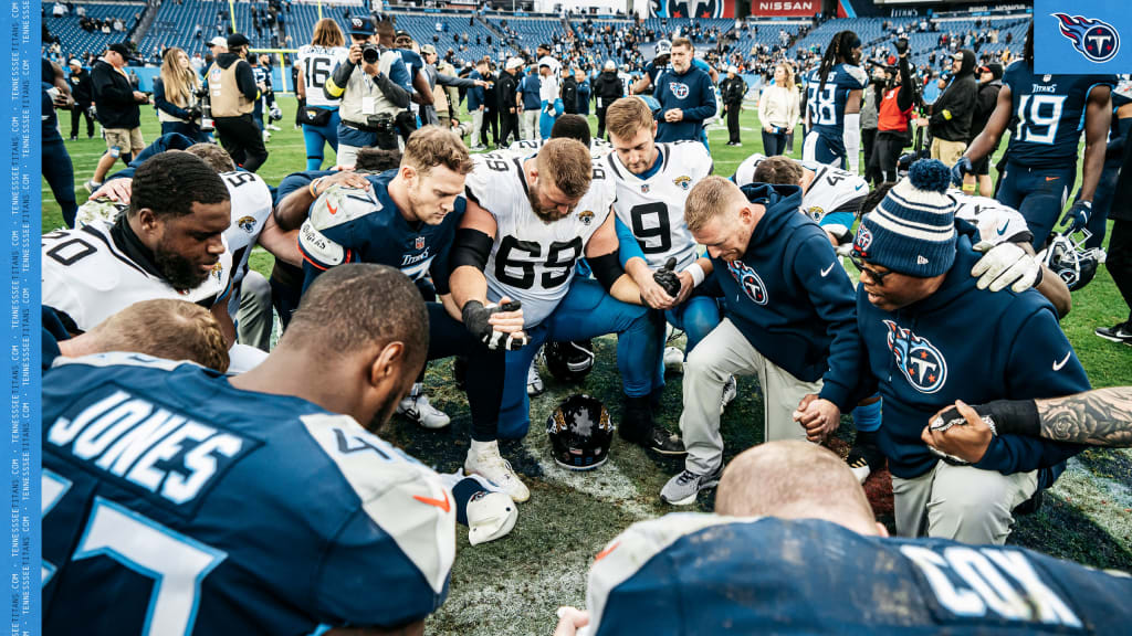 Titans Gather for Discussion, and Prayer, As Bills Safety Damar