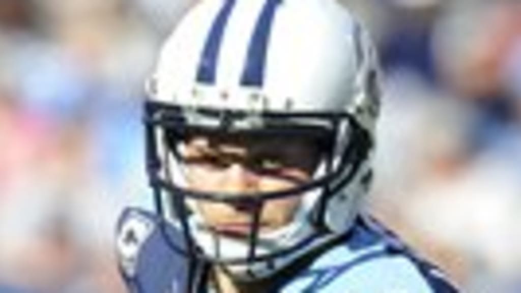 Titans QB Jake Locker suffers Lisfranc injury, done for season 