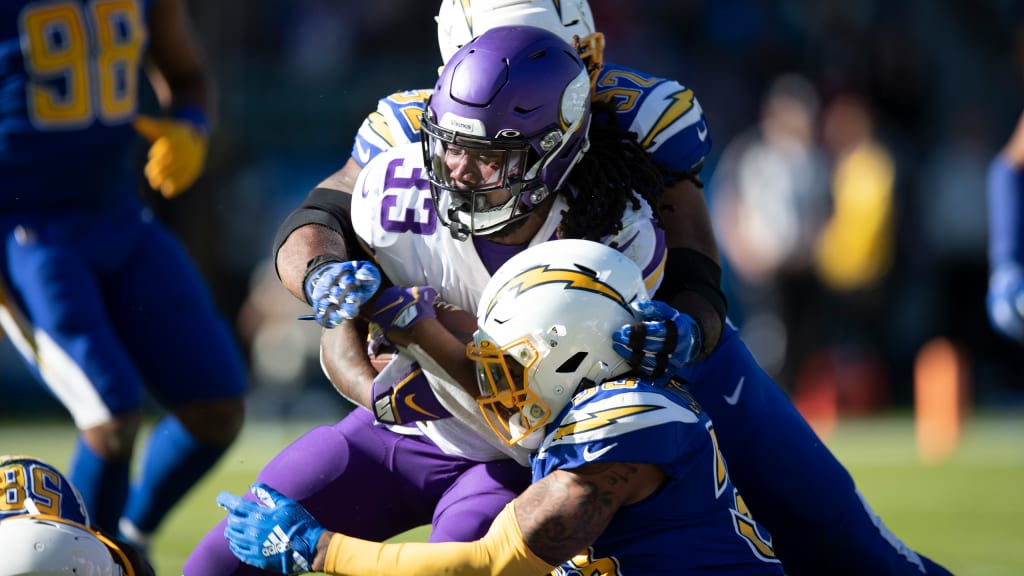 Vikings V Chargers, WK10 NFL 2021, A.Hall