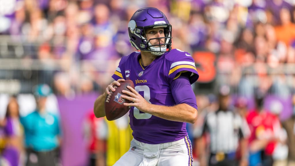 Vikings bolster offense with T.J. Hockenson trade