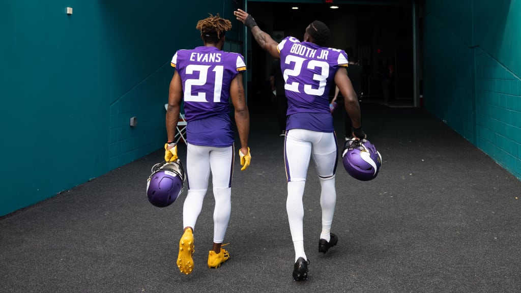 Instant analysis of Vikings trading up for Akayleb Evans