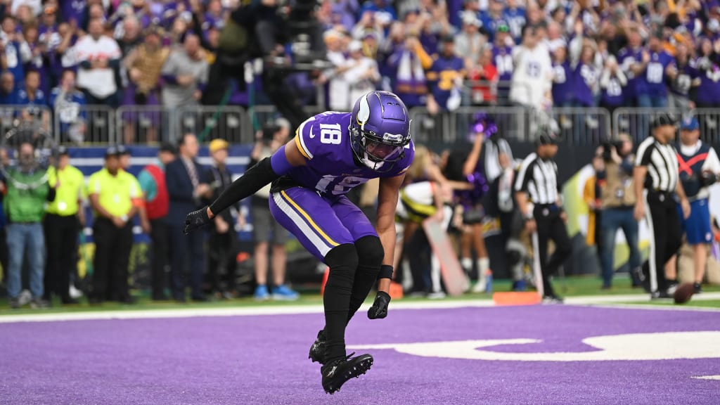 Esezi Otomewo Madden 24 Rating (Minnesota Vikings)