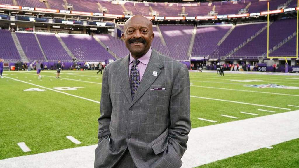 Minnesota Ready to Go With Bonds for Vikings Stadium