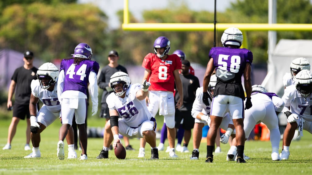 Minnesota Vikings Training Camp: Hunter, O'Neill take first-team reps