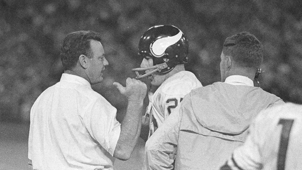 Today in Pro Football History: 1958: Eagles Obtain Norm Van