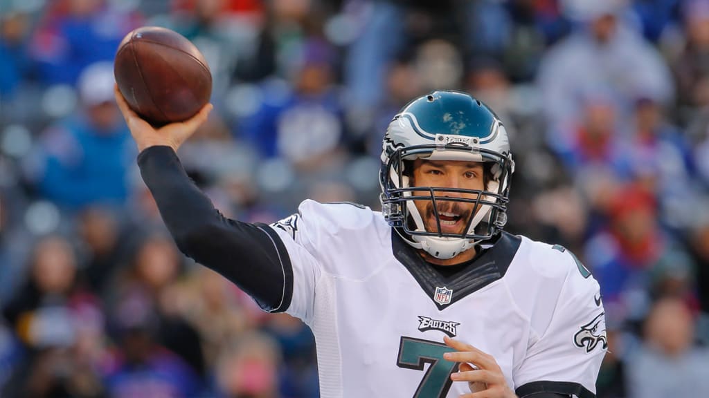 Vikings acquire QB Sam Bradford from Eagles