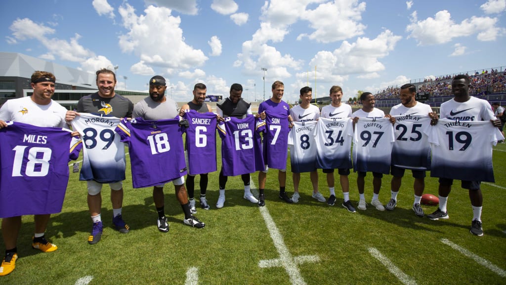 Minnesota Vikings invade Tottenham training as Son Heung-min plays QB