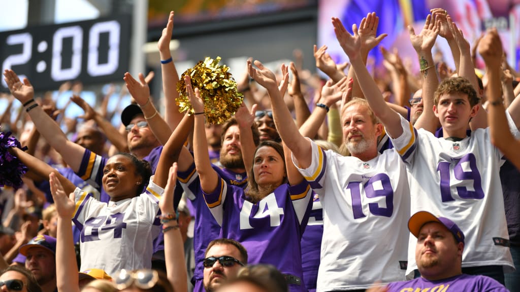 Sounding the Gjallarhorn has been a powerful Vikings pregame tradition  since 2007