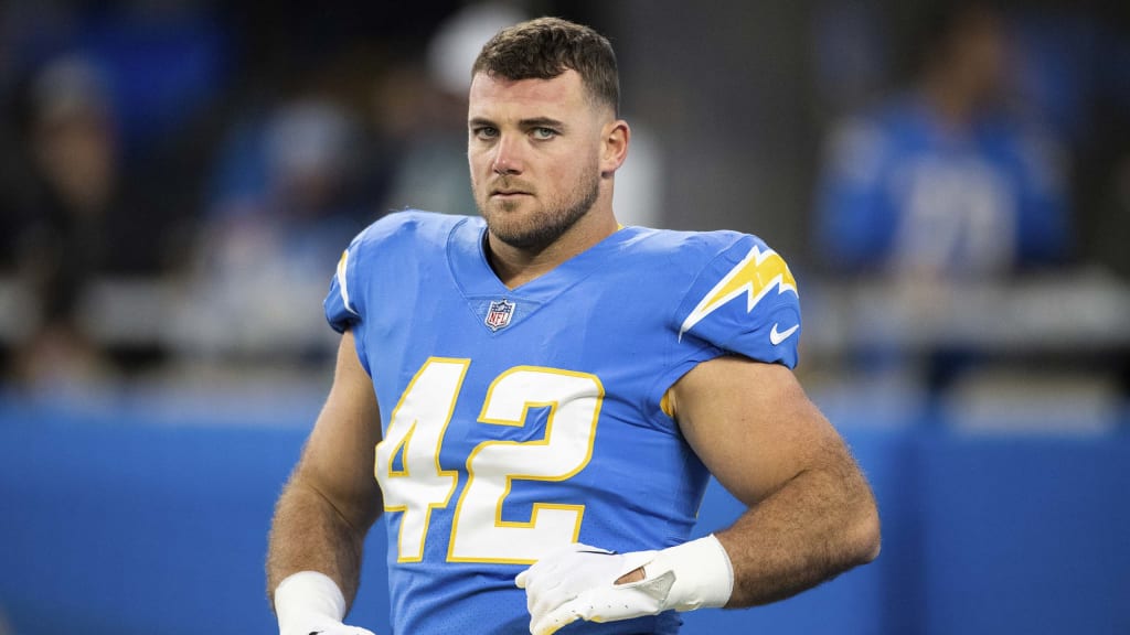 Transaction: Los Angeles Chargers Sign LB Troy Reeder