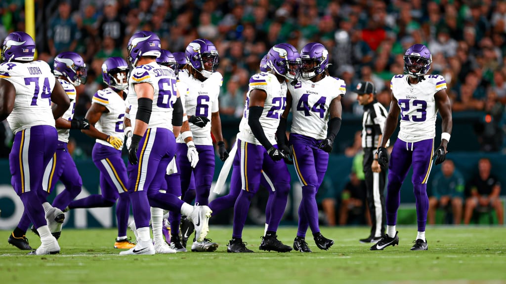 Vikings plagued by turnovers in loss to Eagles