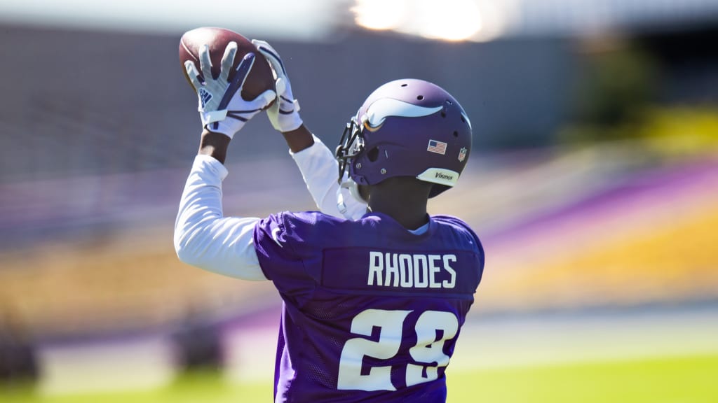 Vikings Rookie Corners Quickly Turn to Xavier Rhodes