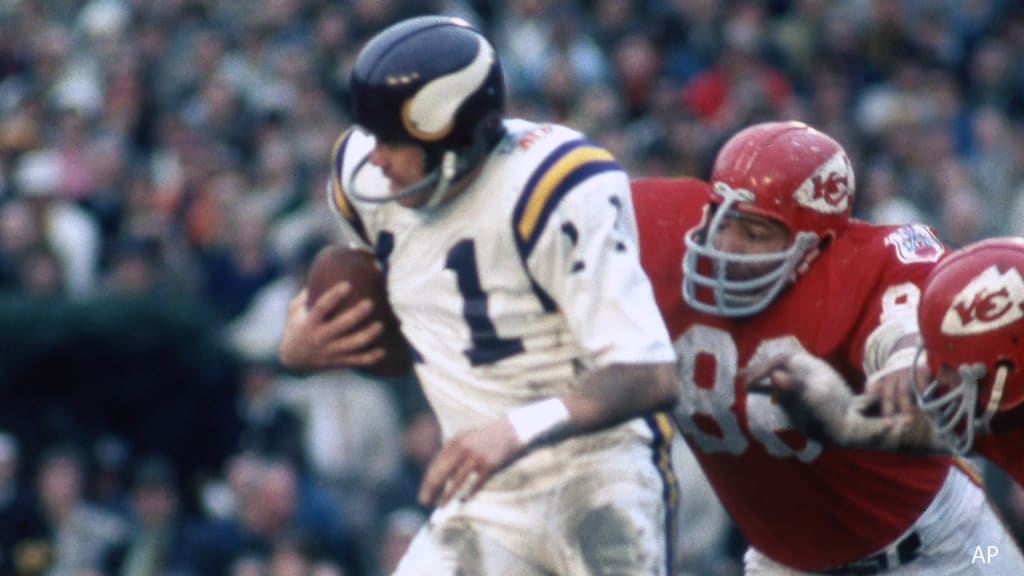 Lunchbreak: Vikings Legend Joe Kapp Releases Book; Signings This Weekend