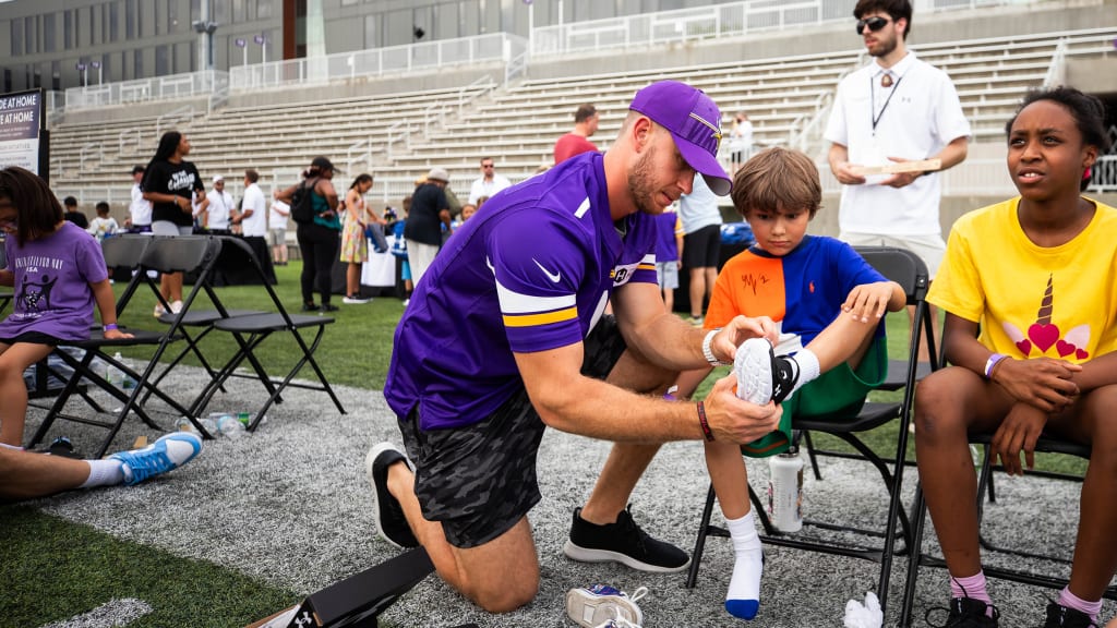 Vikings & Tradehome Shoes Equip Youth for Back-to-School