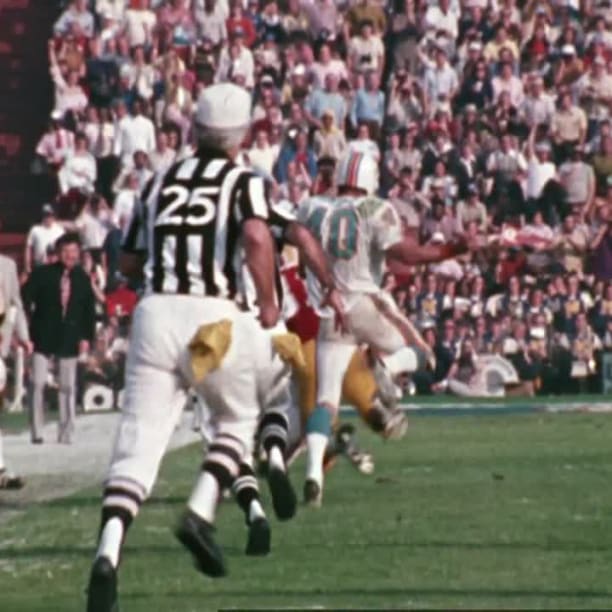 DICK ANDERSON #40 photo in action 1972 Miami Dolphins Super Bowl Champs (c)