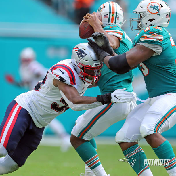 Tennessee Titans quarter back Jake Locker (10) runs against the Miami  Dolphins during first half action at Sun Life Stadium November 11, 2012 in  Miami, Florida. The Tennessee Titans beat the Miami