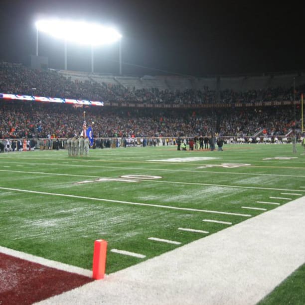 The Metrodome Roof Collapse: The Inside Story of One of the Most Bizarre  Events in NFL History 