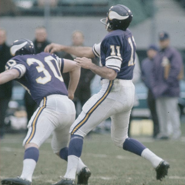 Vikings Mourn Passing of Legendary Quarterback Joe Kapp