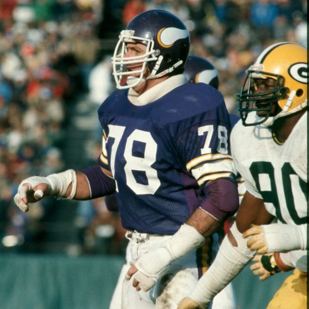 Vikings mourn loss of former lineman Steve Riley