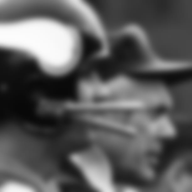 Bud Grant Paul Krause AP_540385147878-1200