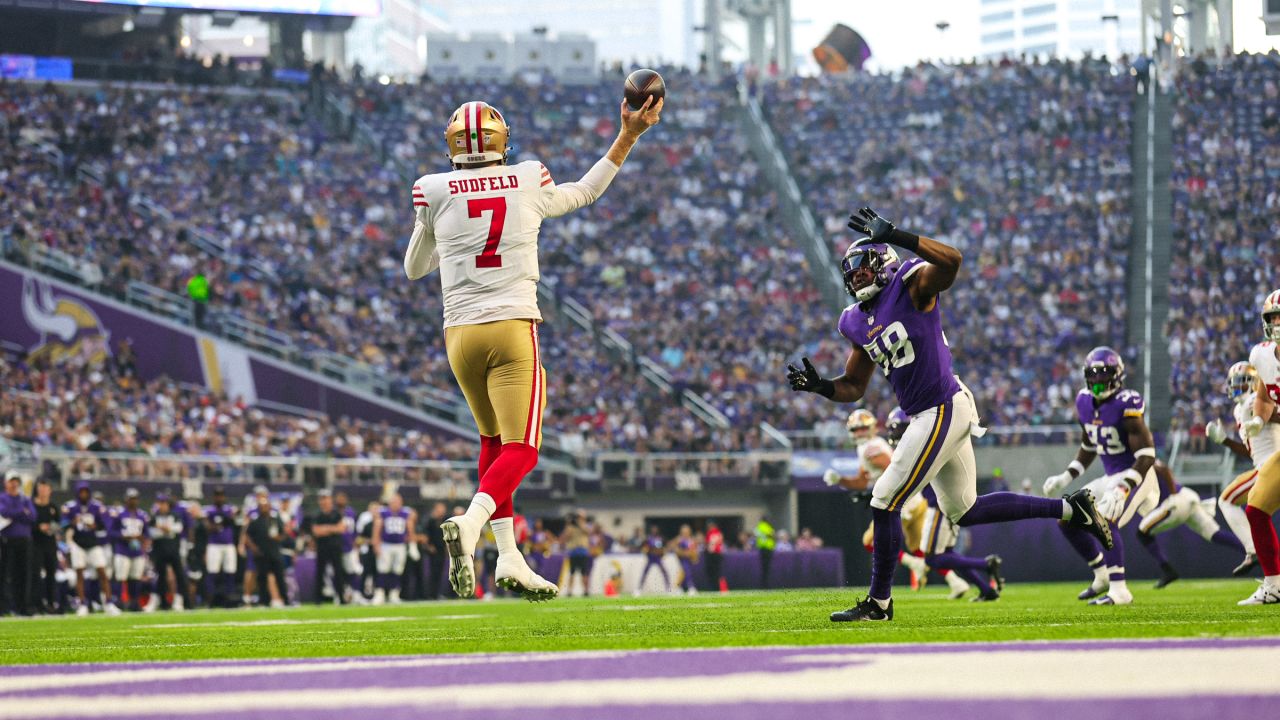 Vikings fall to 49ers 17-7 in preseason game at U.S. Bank Stadium without  starters