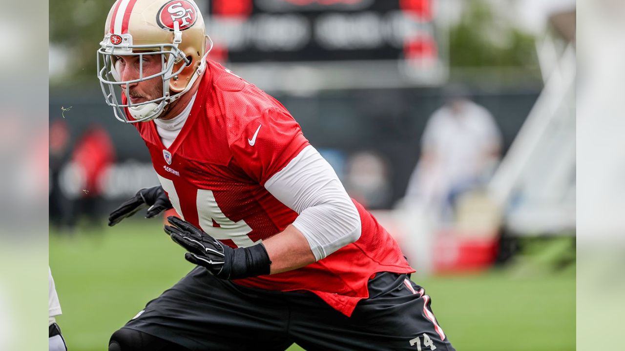 49ers Place LB Nick Bellore on IR, Claim LB Carl Bradford off Waivers