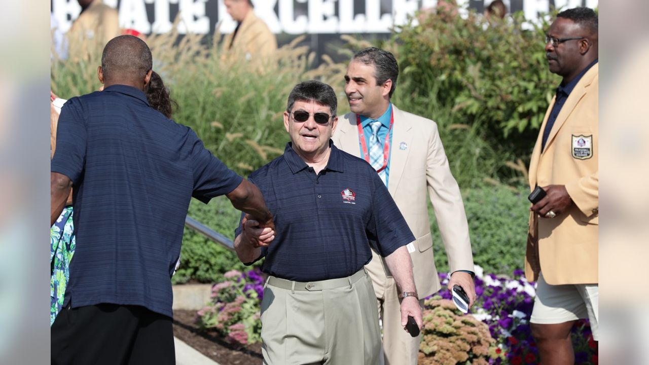 Pro Football Hall of Fame: Ex-49ers owner Eddie DeBartolo, sack artist Charles  Haley will have to wait – The Mercury News