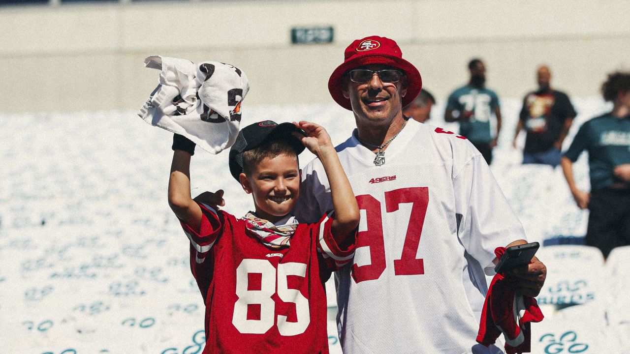 San Francisco 49ers on X: The Faithful have flocked to Philly! ❤️